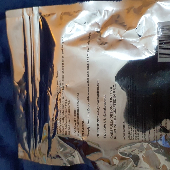 Makeup Drop Silicone Beauty Applicator - Body - Picture 2 of 3